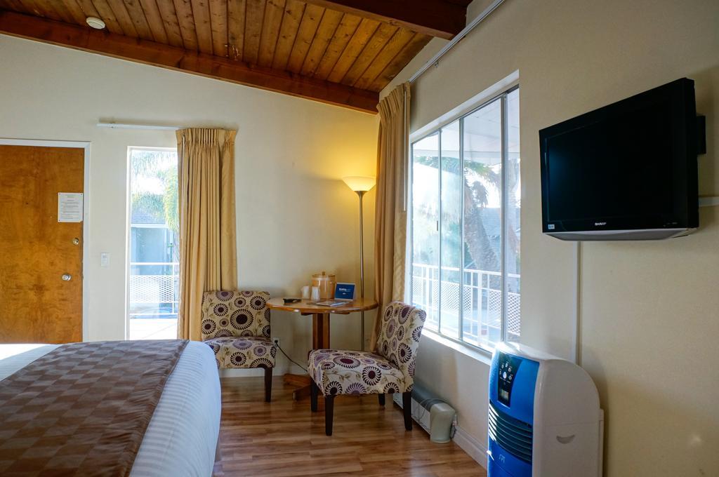 Pacific Crest Hotel سانتا باربارا الغرفة الصورة