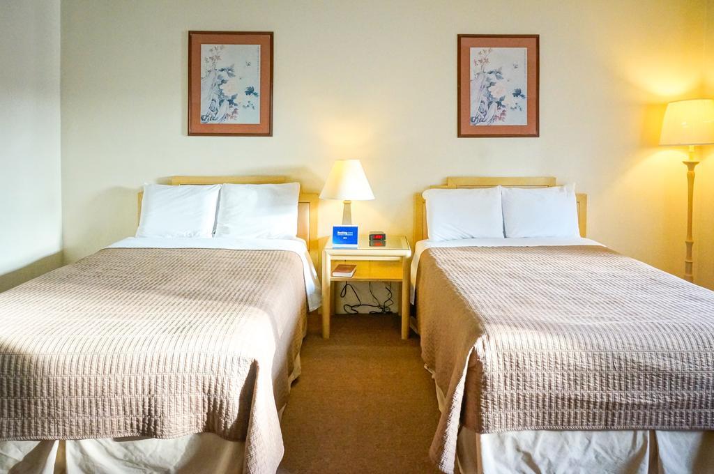 Pacific Crest Hotel سانتا باربارا الغرفة الصورة