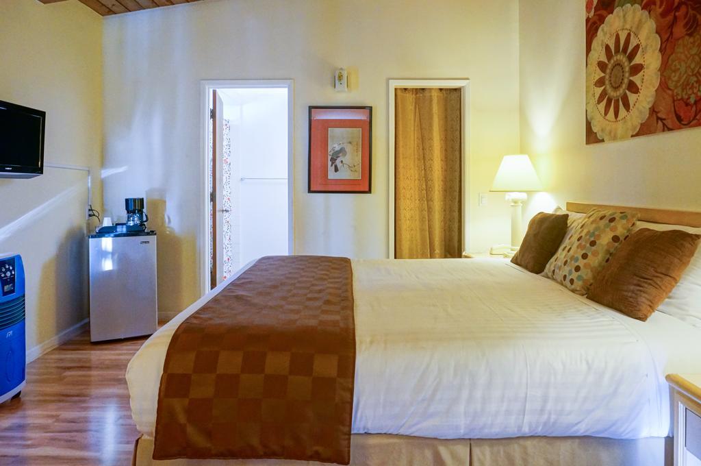 Pacific Crest Hotel سانتا باربارا الغرفة الصورة
